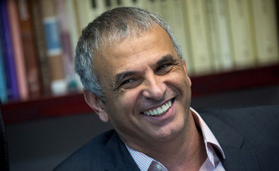 משה כחלון, ארכיון