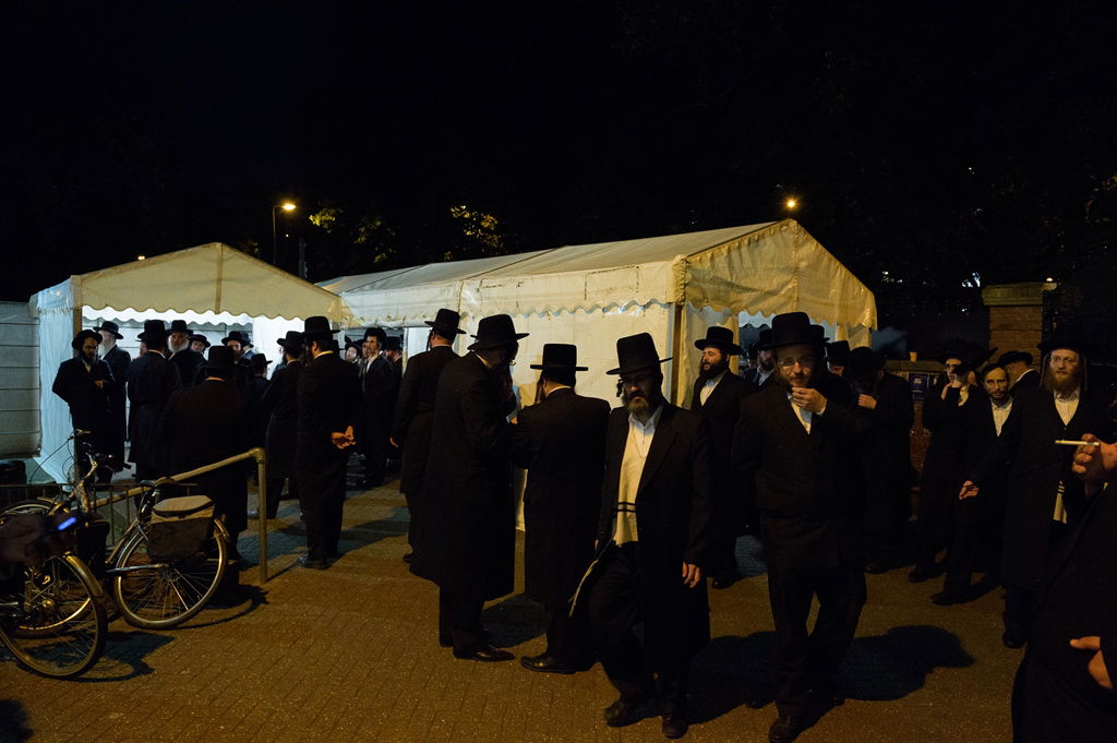 מעמדי סיום מסכת פסחים בסאטמר • תיעוד