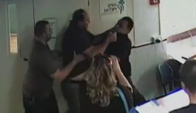 התקיפה האלימה תועדה במצלמות בית החולים