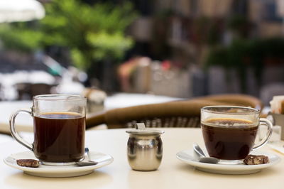 בית קפה בירושלים. אילוסטרציה