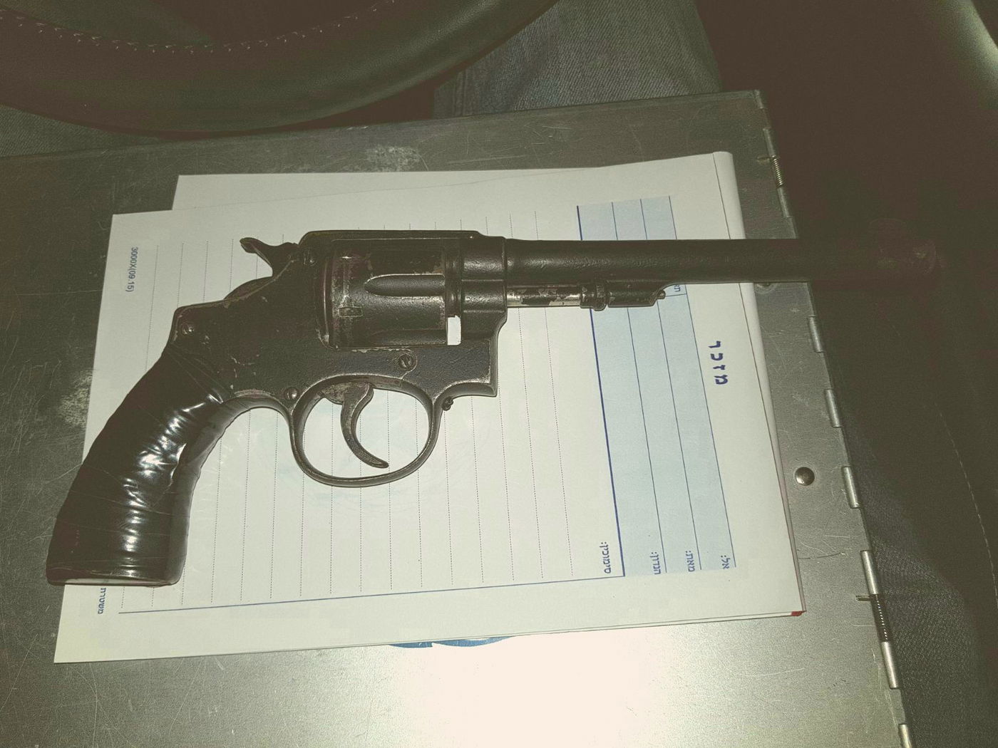 33 חשודים בסחר בסמים ובנשק - נעצרו