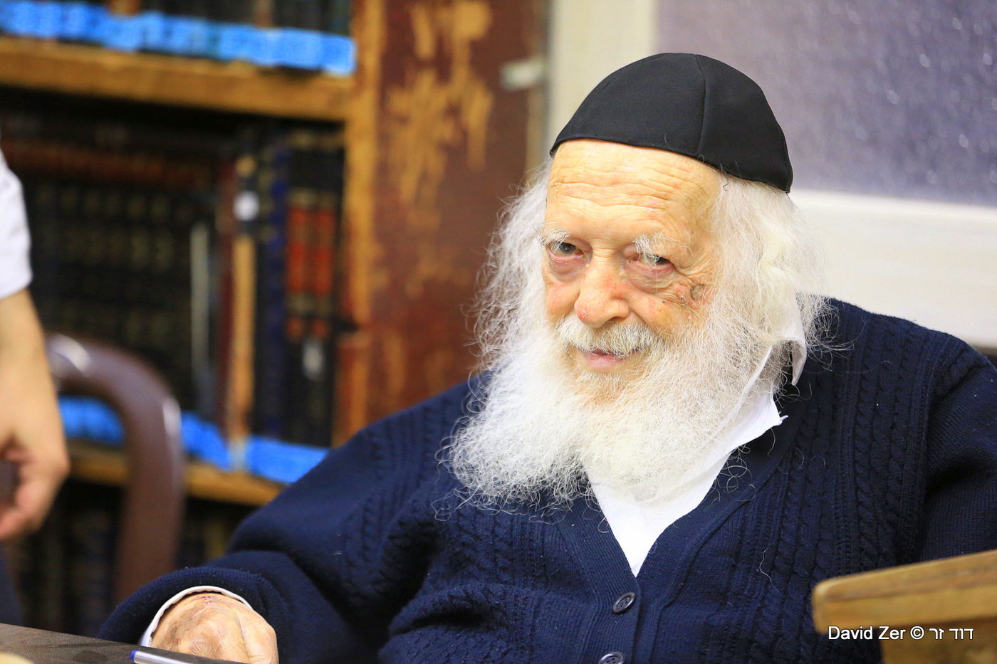 צפו בגלריה: מרן הגר"ח קנייבסקי בוחן שופרות