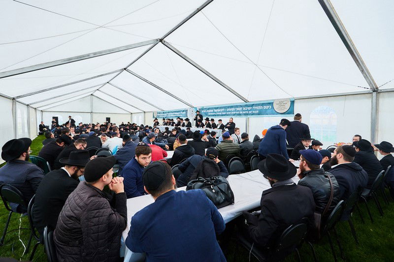 מאות תלמידי הישיבות במוסקבה ציינו 120 שנה לייסוד 'תומכי תמימים'