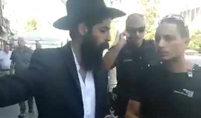 הניח תפילין בהרצליה ונקנס ב-730 ש"ח