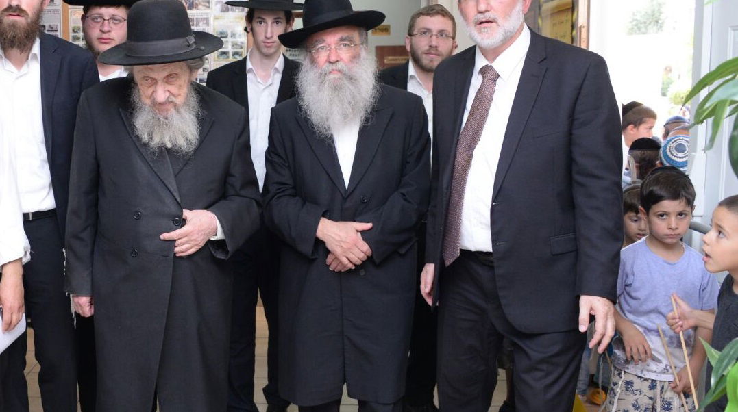 הגר"ד לנדו אמר לילדים: "זכיתם ללמוד בתלמוד תורה בנשיאות שר התורה"