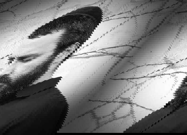 יהונתן ניצן בסינגל חדש ומרגש - "ויתנו לך"