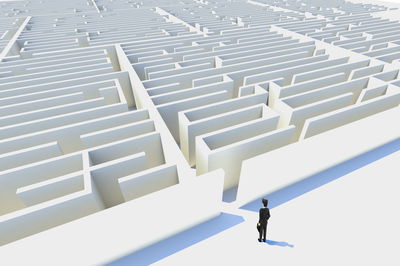 לאן לפנות מבלי להיאבד. אילוסטרציה