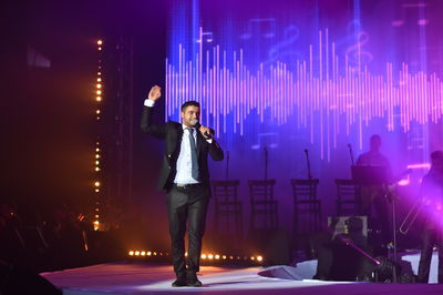 איציק דדיה במחרוזת שמחה משיריו • צפו