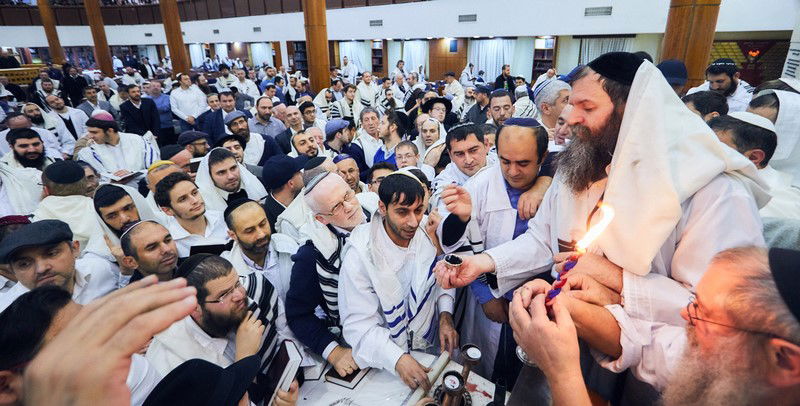 מוסקבה: ה"נעילה" הסתיימה ב"מארש נפוליון"