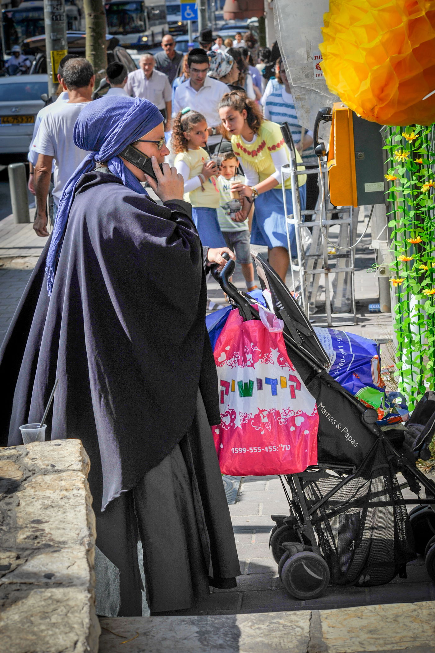 גלריה חגיגית: כך נערכים בבני ברק לחג הסוכות
