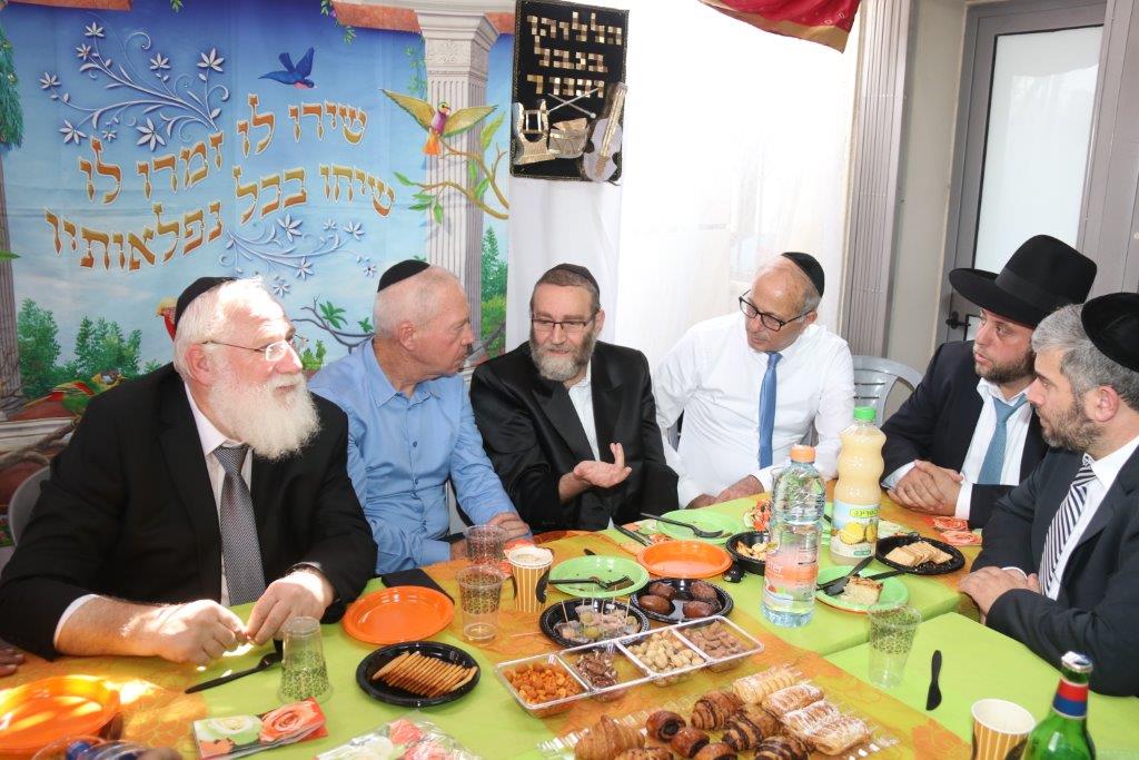 השר גלנט ברכסים: "המשרד שלי עומד לרשותכם"