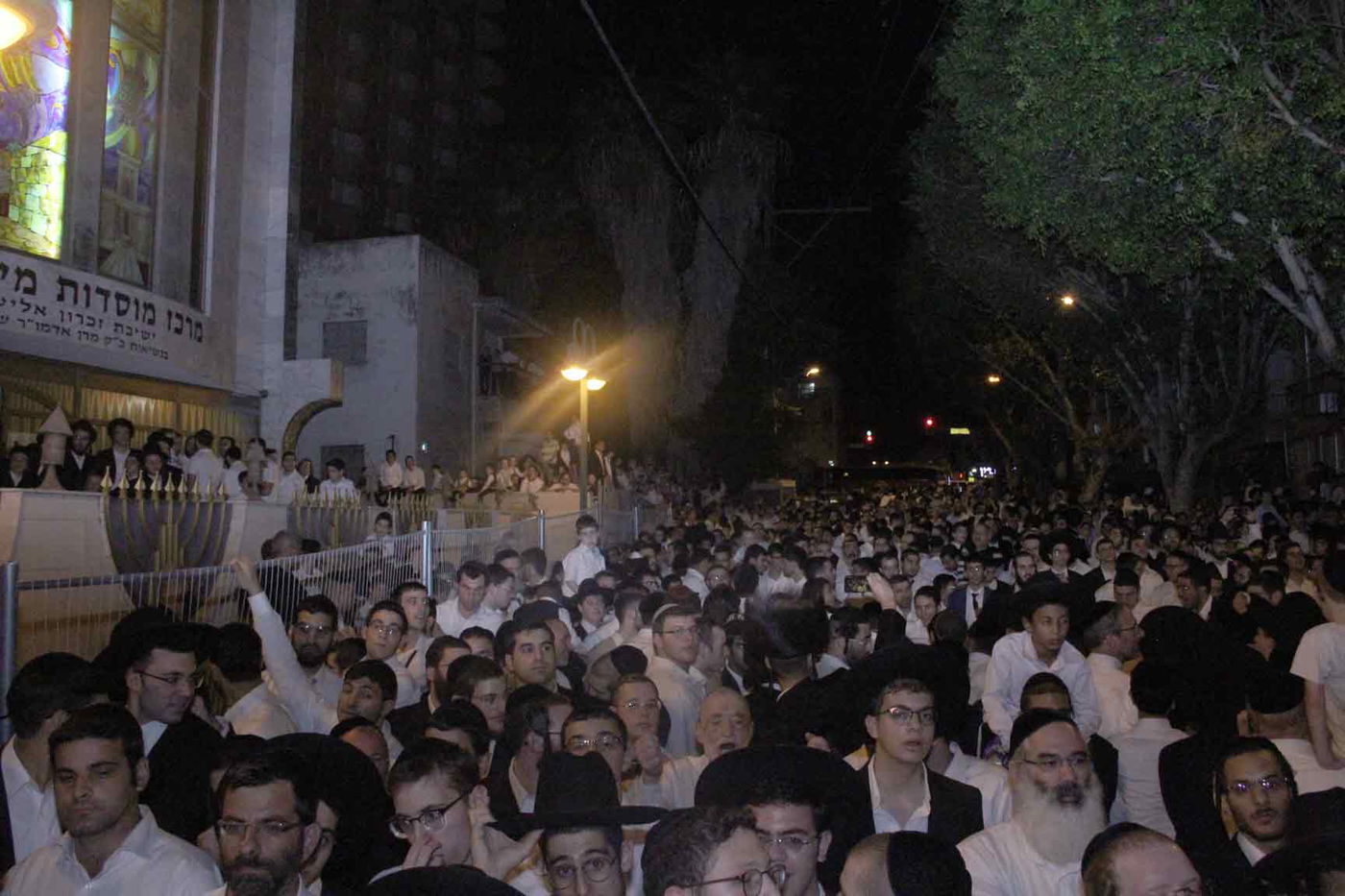 מישקולץ פ"ת: 50 אלף איש בשמחה הגדולה בישראל