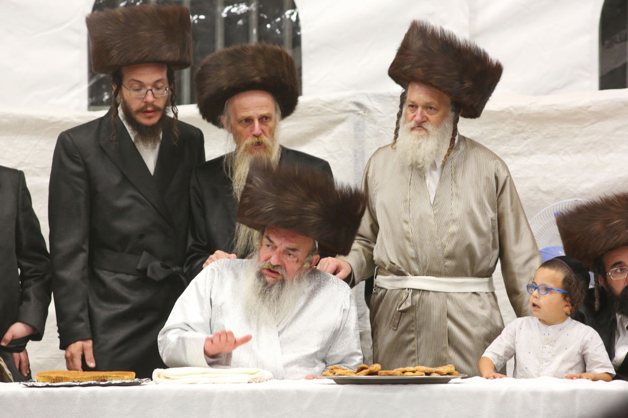 מלעלוב ועד תולדות אהרן • תיעוד מיוחד