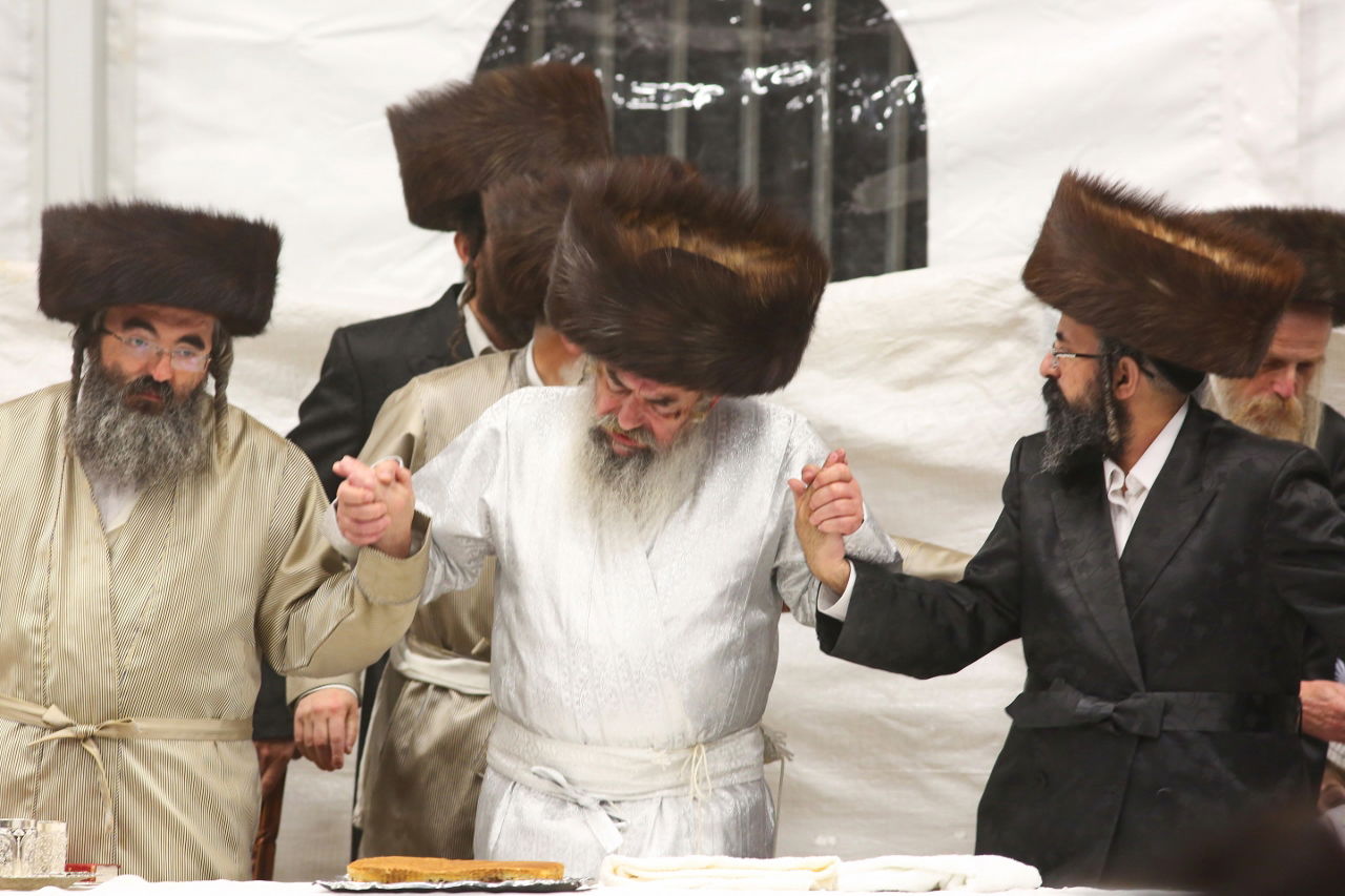 מלעלוב ועד תולדות אהרן • תיעוד מיוחד