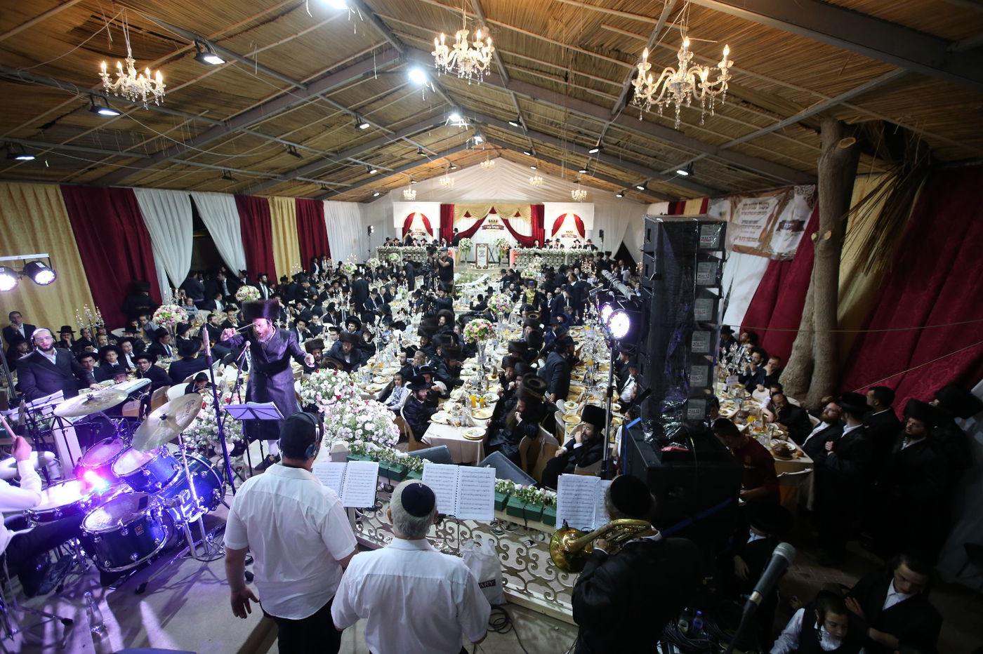 מאות אברכים חגגו, מרן הגר"ח קנייבסקי השתתף בשמחה