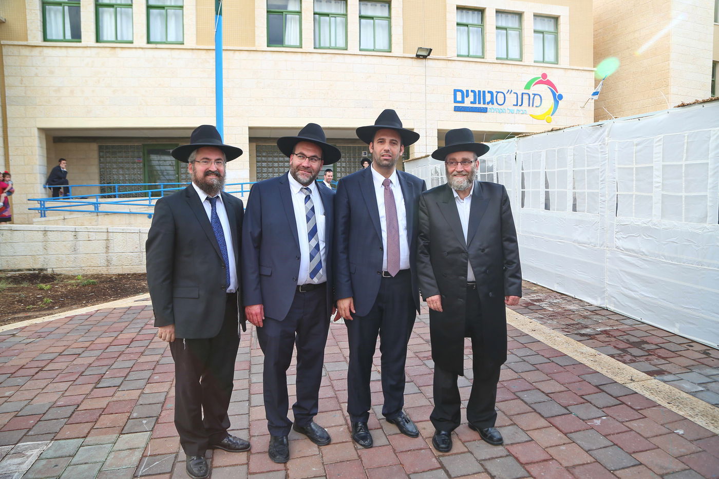 עכשיו הגלריה: מסיבת החג של 'דגל התורה'