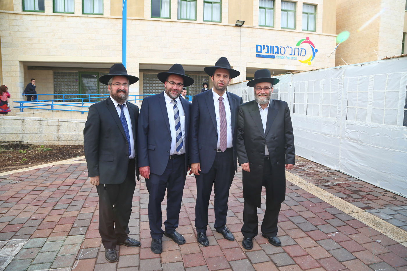 עכשיו הגלריה: מסיבת החג של 'דגל התורה'