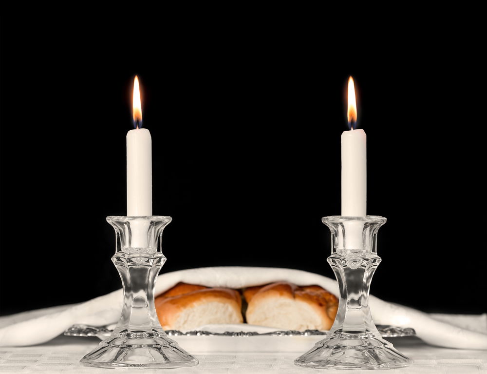 קבלו אותה, הוד מעלתה! השבת הראשונה