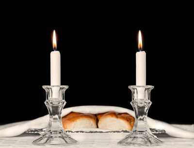 קבלו אותה, הוד מעלתה! השבת הראשונה