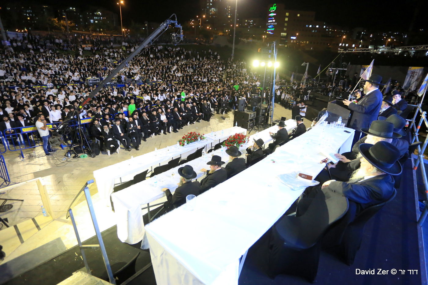 בני התורה סיימו מסכת טהרות עם מרן שר התורה. צפו