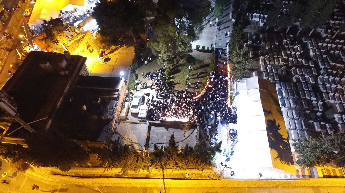 מבט מהרחפן: ההמונים בציונו של מרן רבינו עובדיה יוסף • צפו