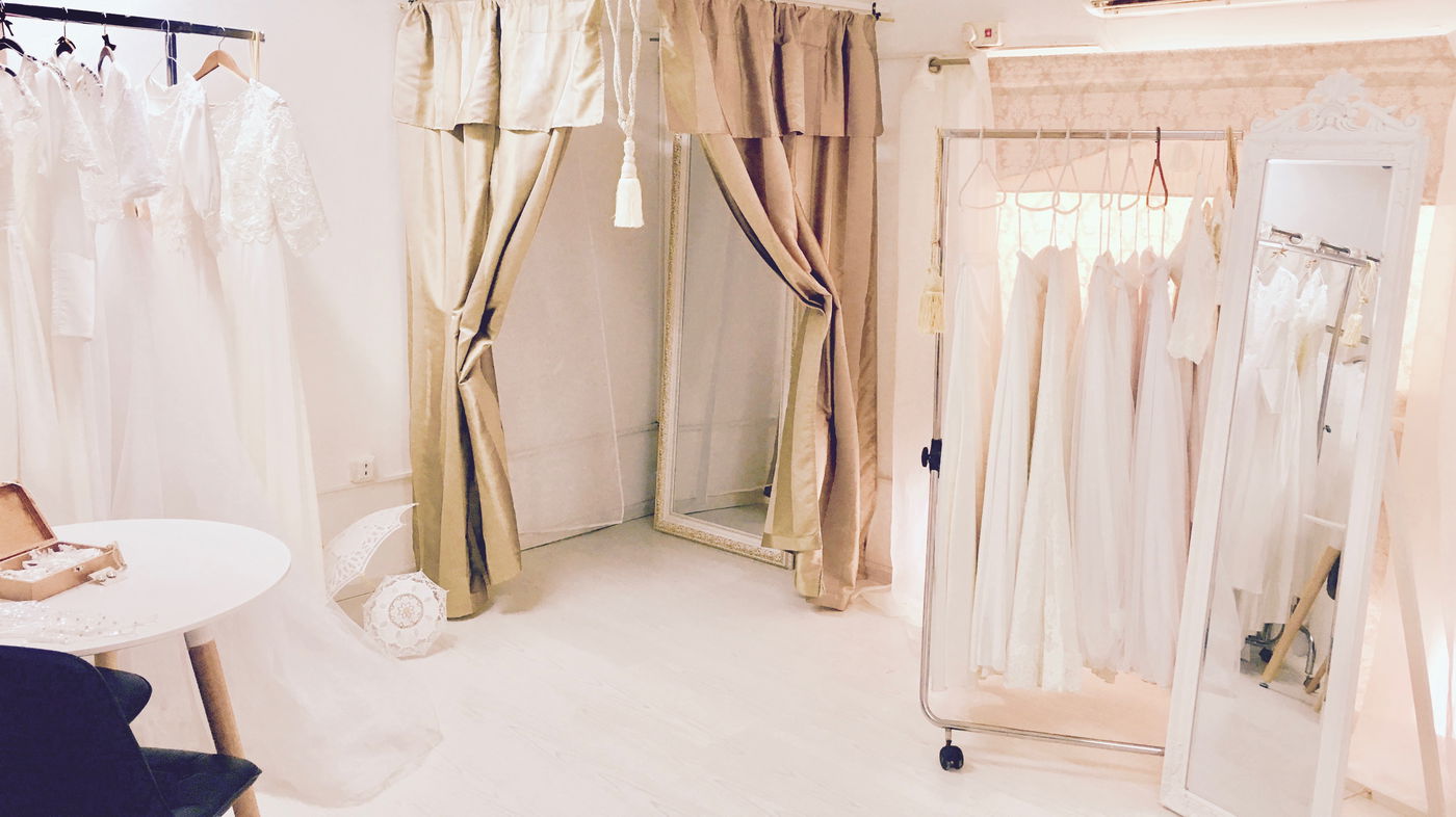 הגיעה עונת החתונות. פיאטרה.