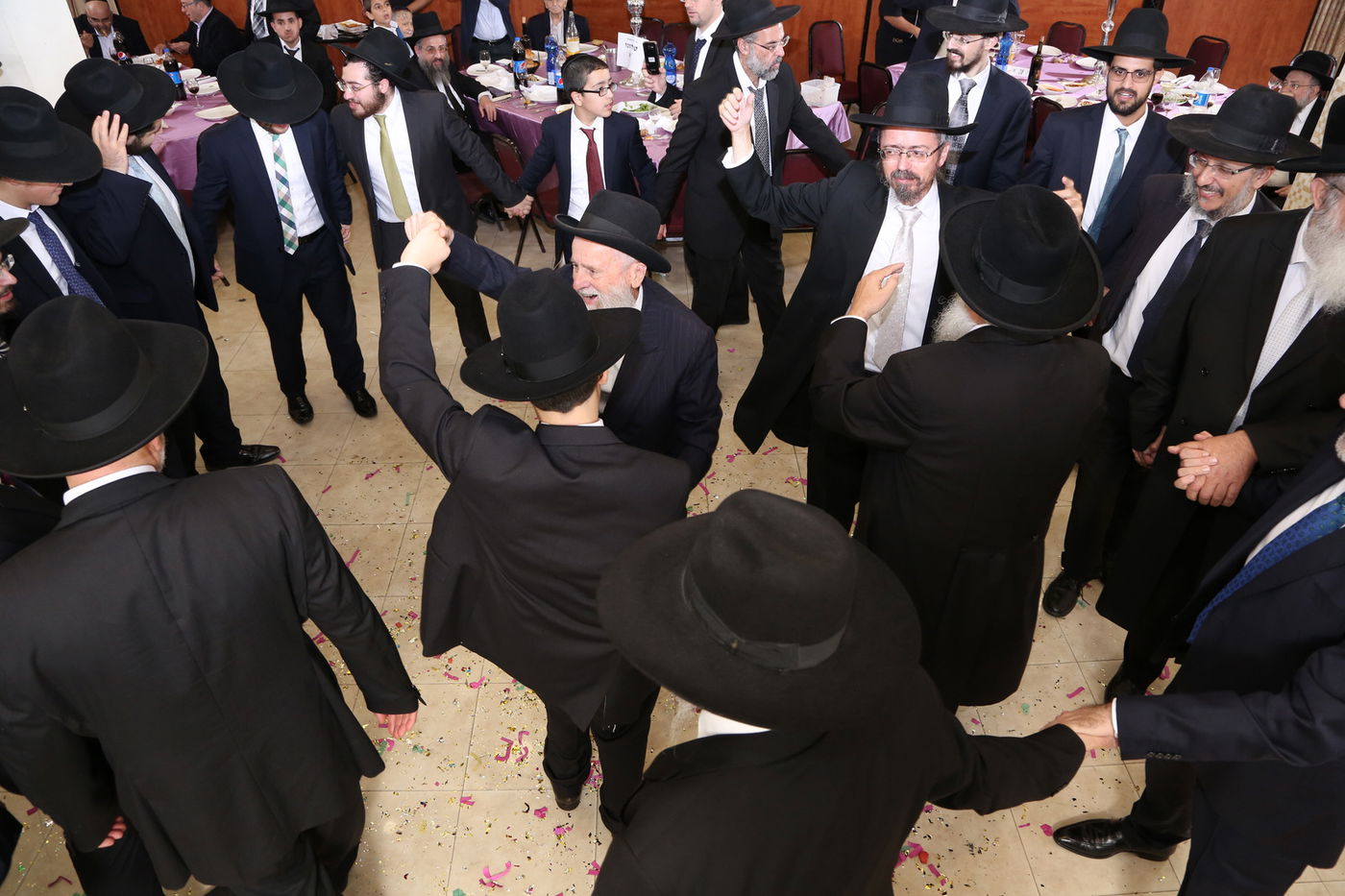 בר מצווה לנכד הגר"ע יוסף והגר"ע עטייה זצ"ל • צפו