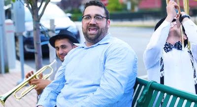 צבי זילברשטיין בסינגל קליפ חדש - "תודה"