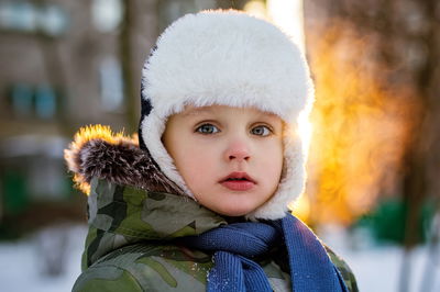 בגדי חורף? עוד מוקדם. אילוסטרציה