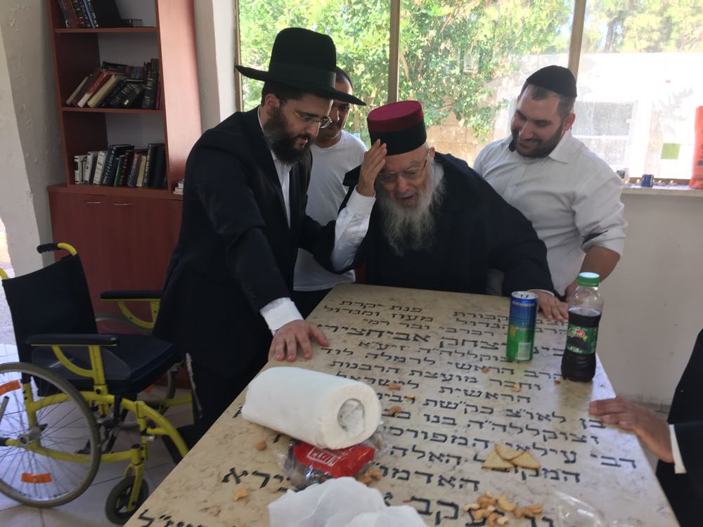 זקן רבני משפחת אבוחצירא בציון הבבא חאקי