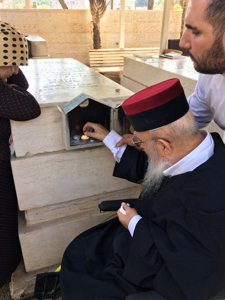 זקן רבני משפחת אבוחצירא בציון הבבא חאקי