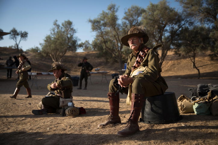 100 שנים לשיירת הסוסים האוסטרלית • צפו