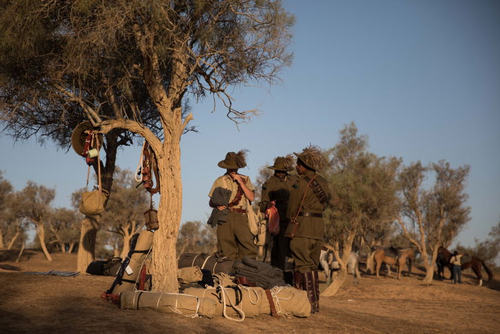 100 שנים לשיירת הסוסים האוסטרלית • צפו