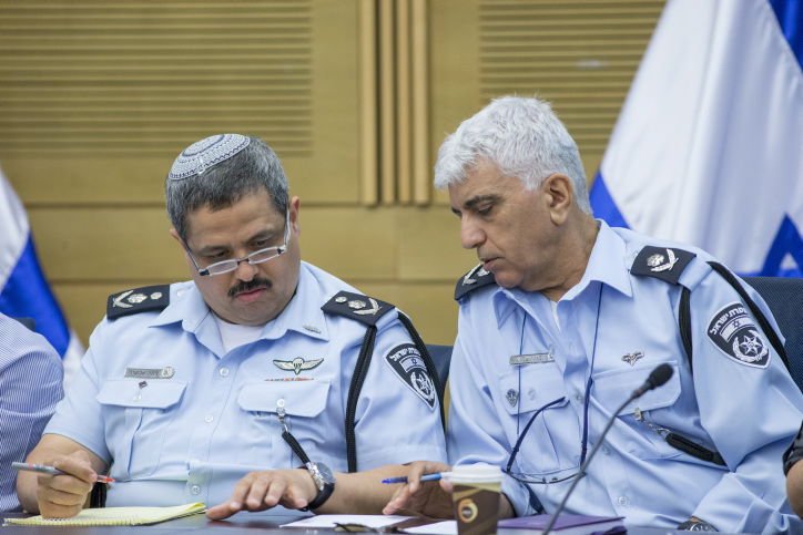 המפכ"ל אלשיך והניצב הפורש מני יצחקי