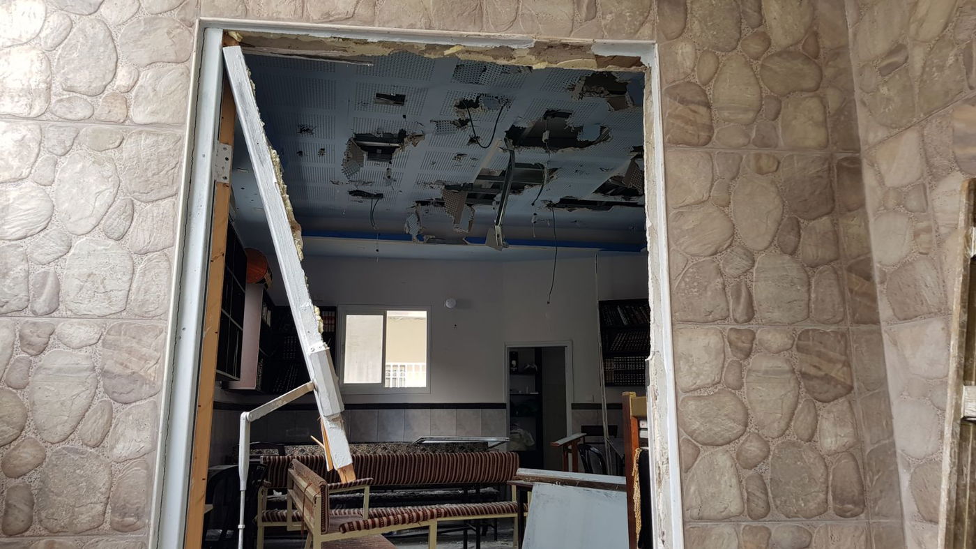 הזעזוע ב'מוסיאוף': "חסרי צלם אנוש ניתצו את בית השם"