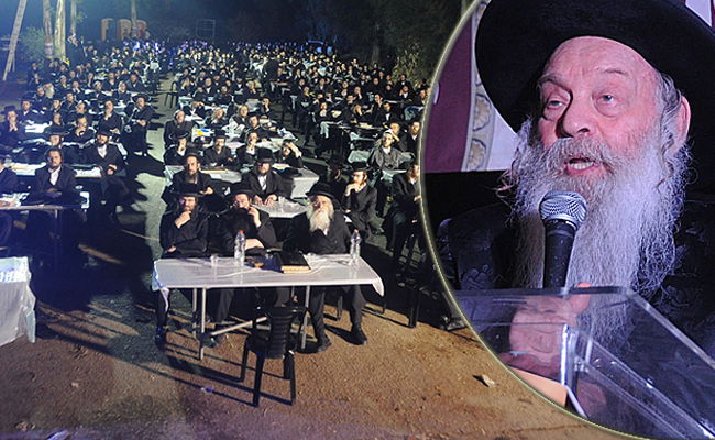 הרב רוזנברגר והמחאה