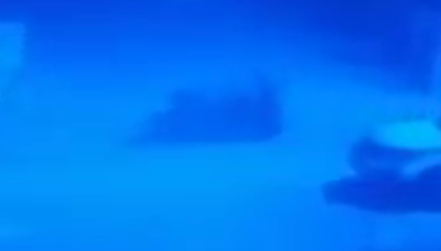 צפו: רימון הלם מושלך בידי רוכב אופנוע בבני ברק