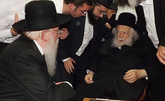 מרן הגר"ח קנייבסקי בניחום