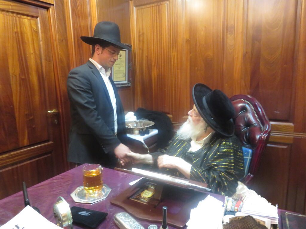 האדמו"ר לעריק: "אסור להתכבד בגבורה של השהייה בכלא"