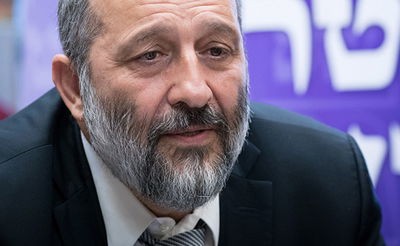 דרעי התנצל בפני הגר"ש עמאר: "אני מצר על כך, כואב לי"