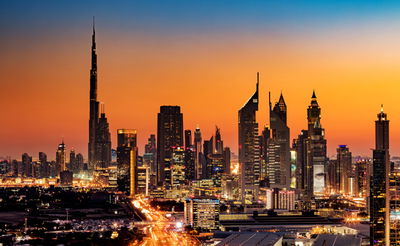 המון זהב, חול ורובוטים: כמה עובדות על דובאי