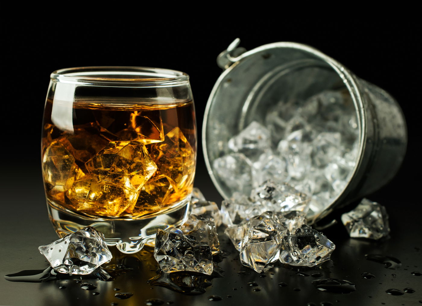 לא תאמינו: זה מה שיהפוך את הוויסקי שלכם ליותר טוב