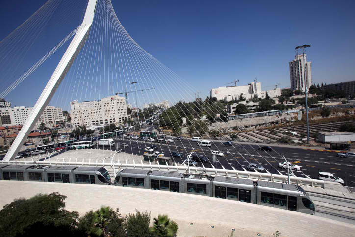 הערב: שיבושי תנועה באזור גשר המיתרים