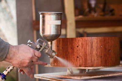 ייצור מברשות. אילוסטרציה