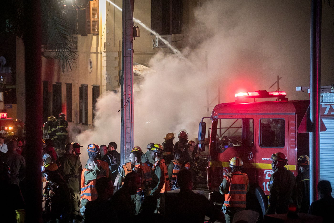 בלוני גז התפוצצו בחנות לחומרי בניין ביפו; שלושה נהרגו