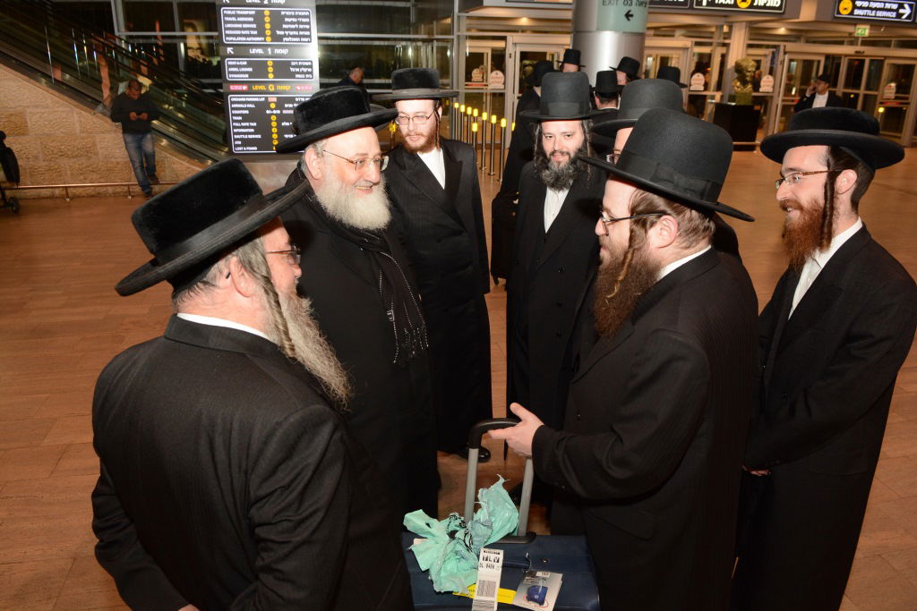 צפו בתמונות: משב"ק הרבי מסאטמר מבקר בישראל