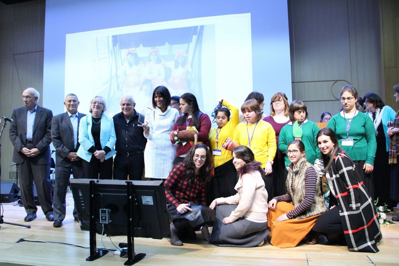 בנות הדיור הקהילתי של 'אהל שרה' התנדבו - והרוויחו