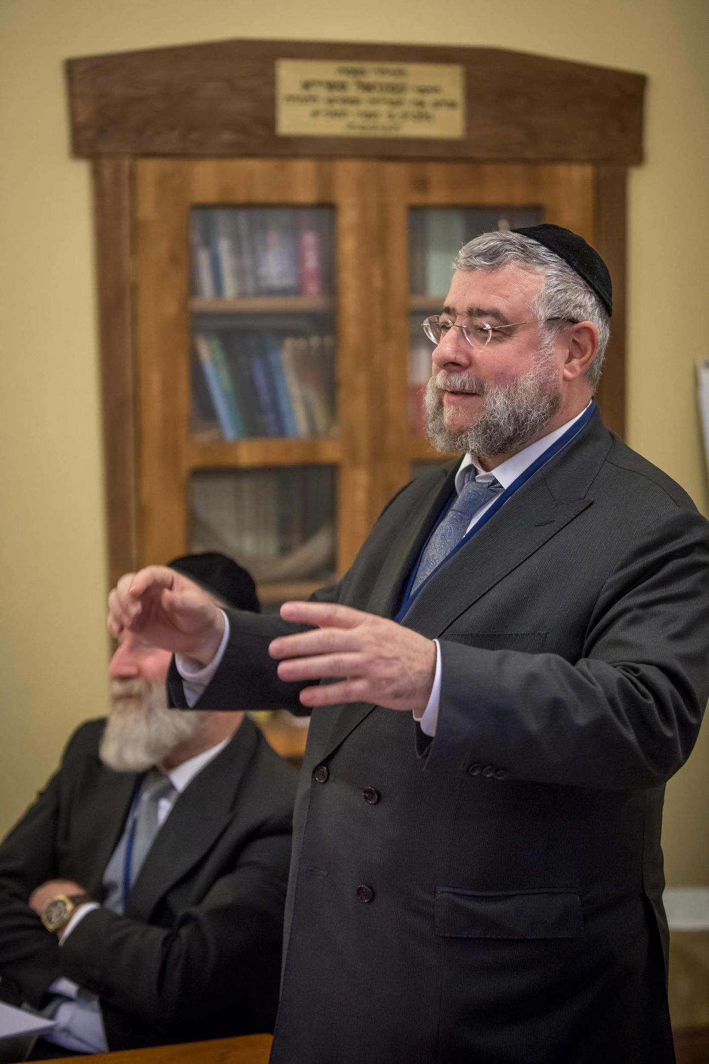 זיהה כתובת של סבא רבא שלו, ה"קנטוניסט", בבית הכנסת