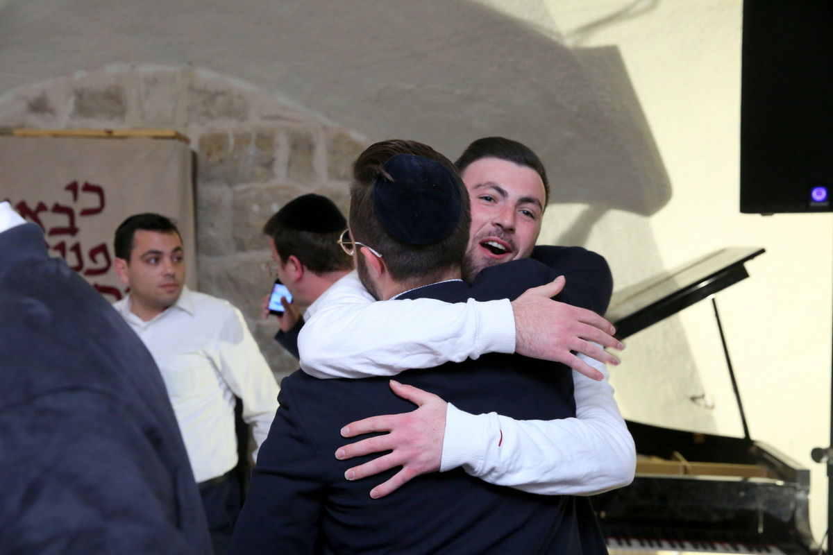 הברנז'ה חגגה יום הולדת לצלם שלומי כהן • צפו