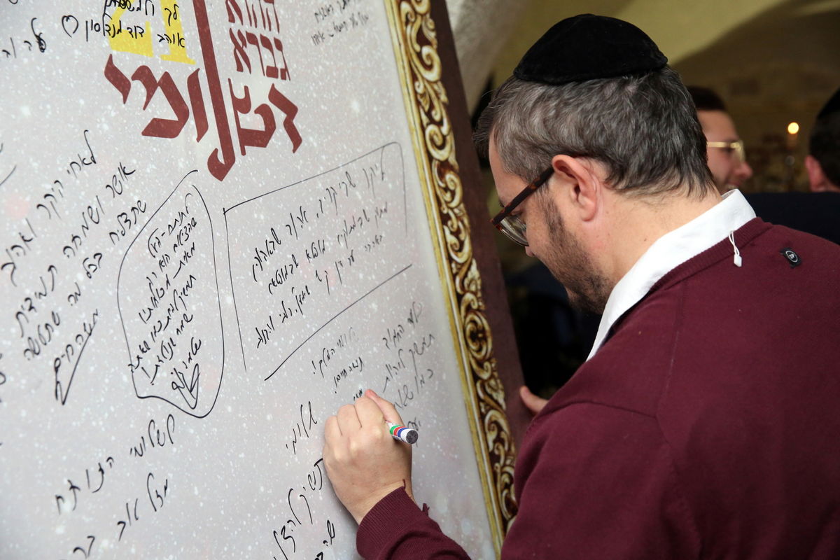 הברנז'ה חגגה יום הולדת לצלם שלומי כהן • צפו